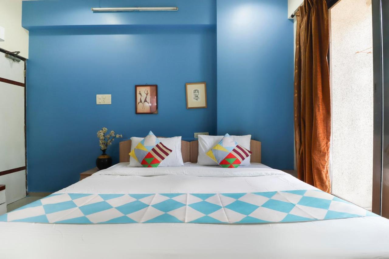 Oyo 79233 Hotel Hive Stays Kochi Buitenkant foto