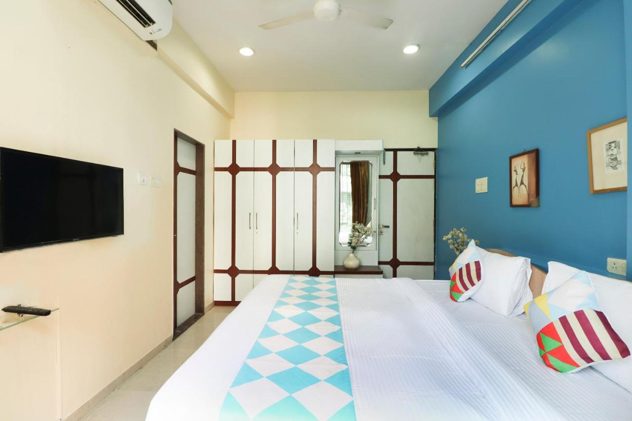Oyo 79233 Hotel Hive Stays Kochi Buitenkant foto